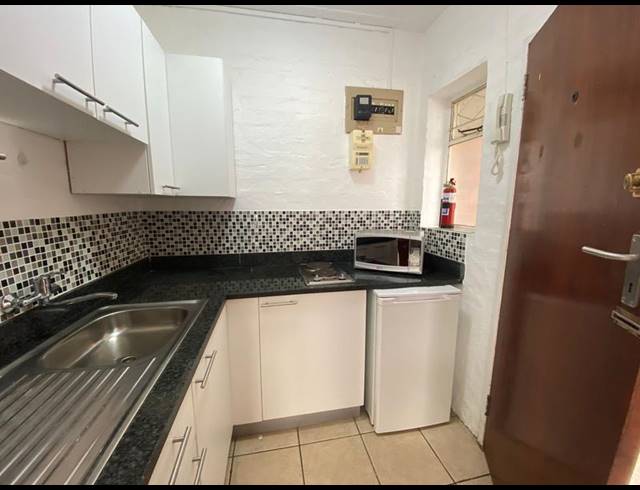 1 BEDROOM PROPERTY TO RENT IN CENTRAL